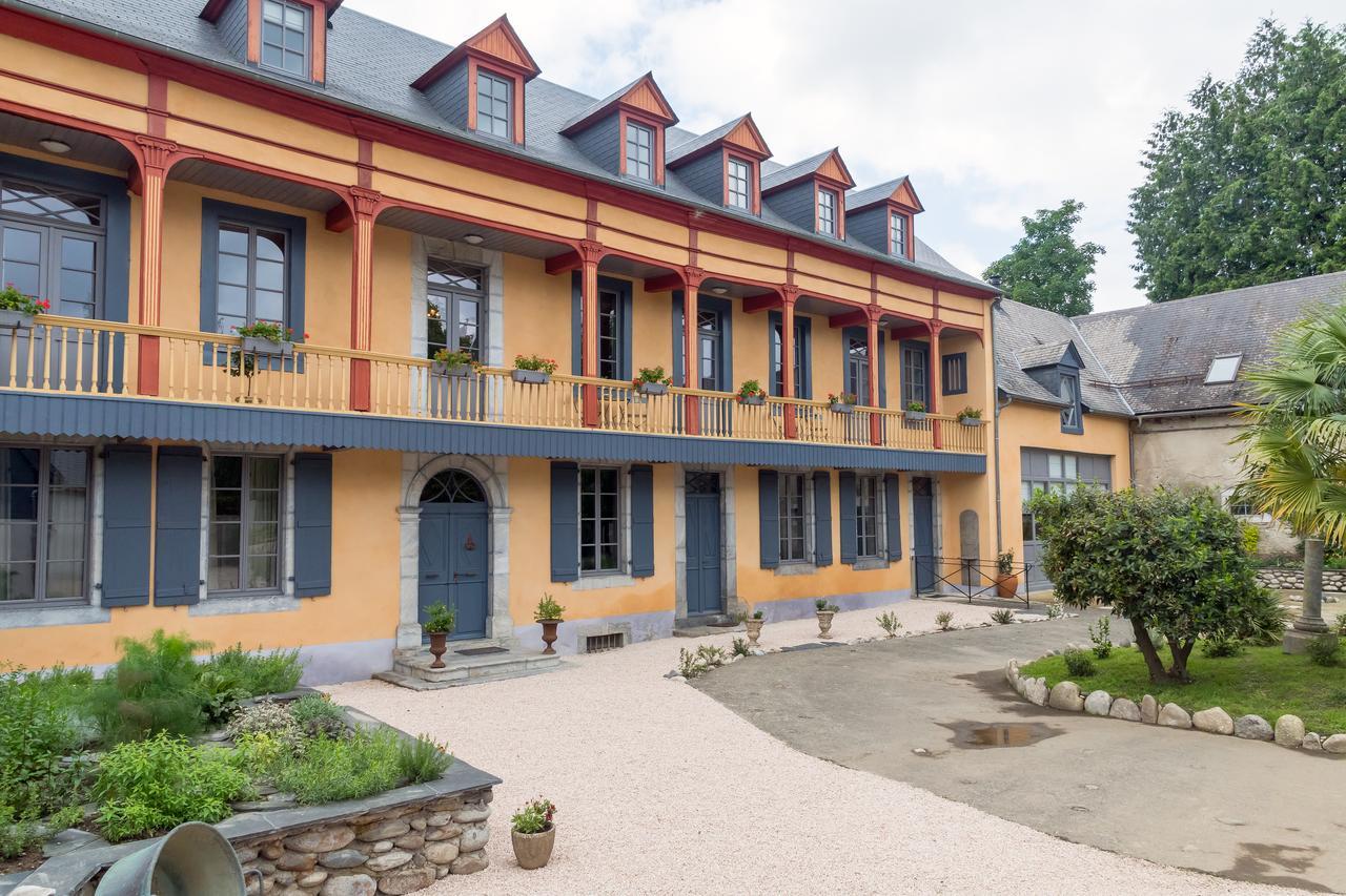 Le Relais Bed and Breakfast Bagnères-de-Bigorre Exteriör bild